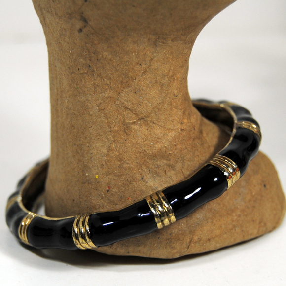 Vintage Goldtone Metal with Black Overlay Bracelet - Picture 1 of 4